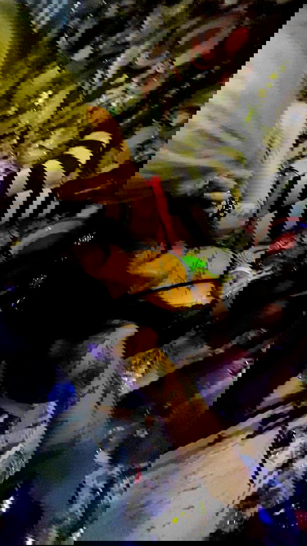 zommmbri image ~ Altpins