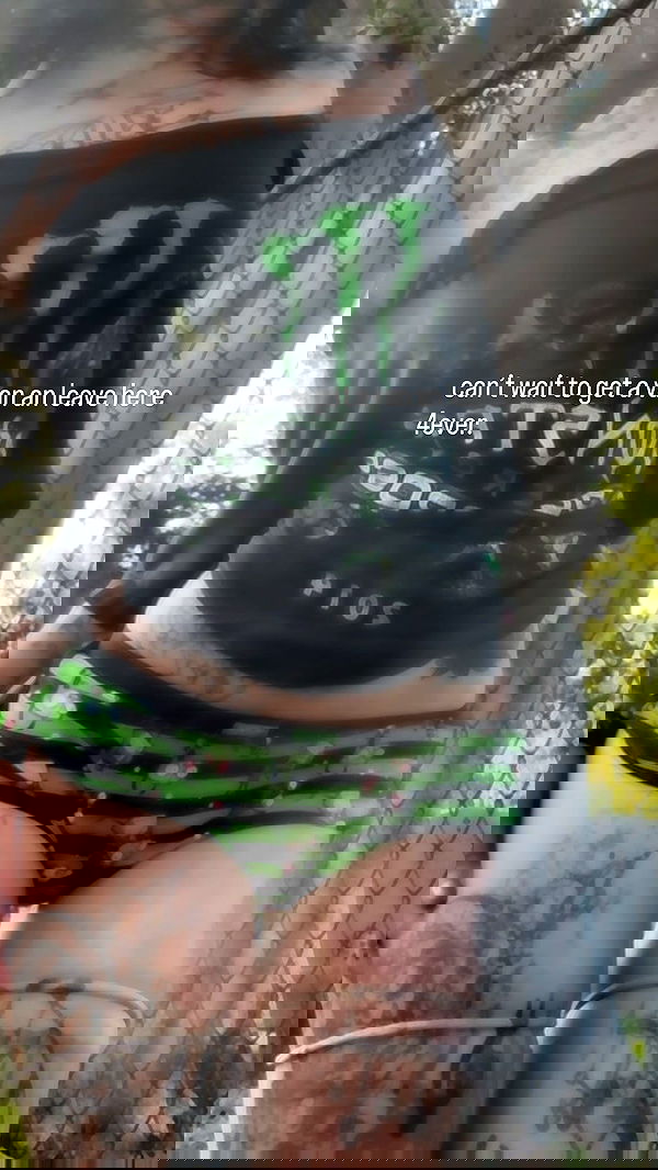 zommmbri image ~ Altpins