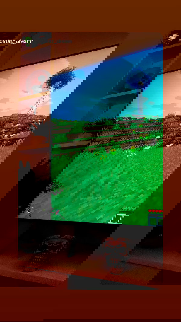 zommmbri image ~ Altpins