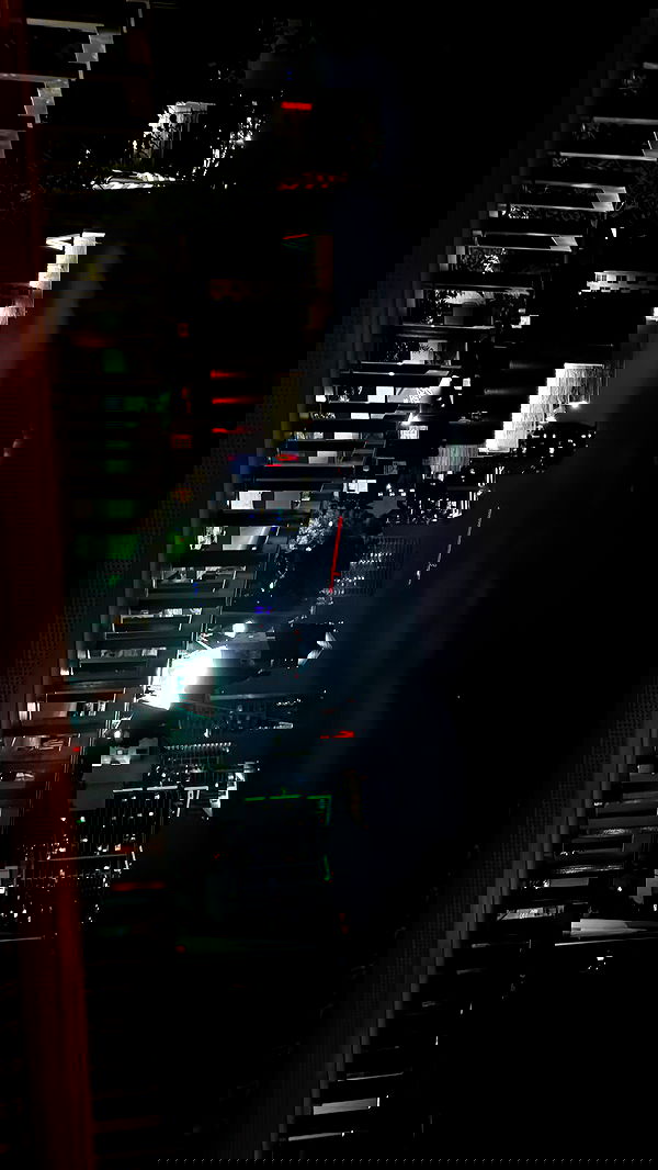 zommmbri image ~ Altpins