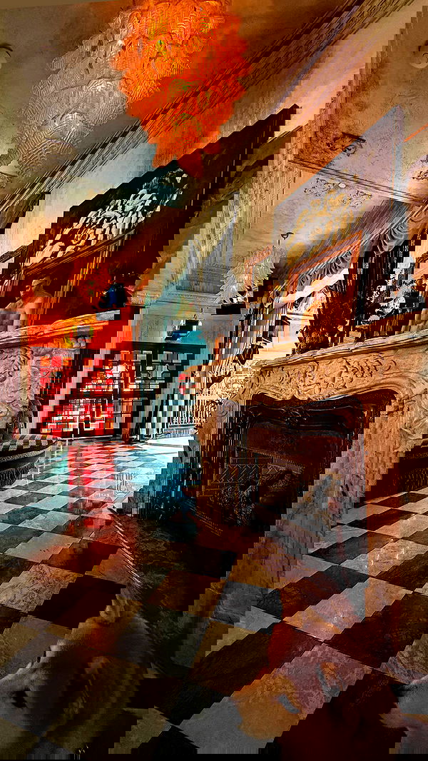 zommmbri image ~ Altpins