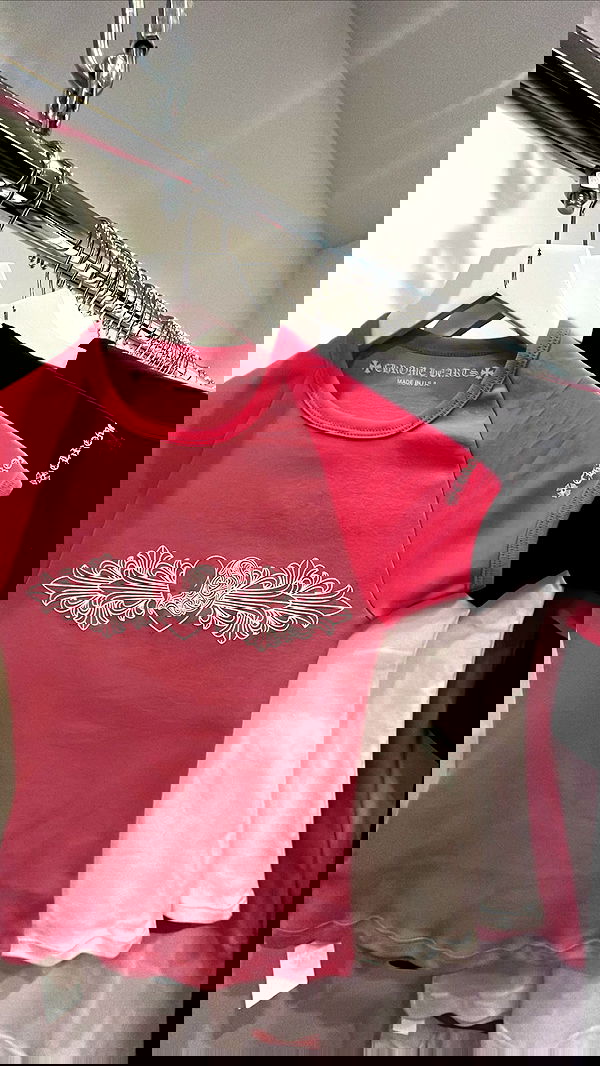 zommmbri image ~ Altpins