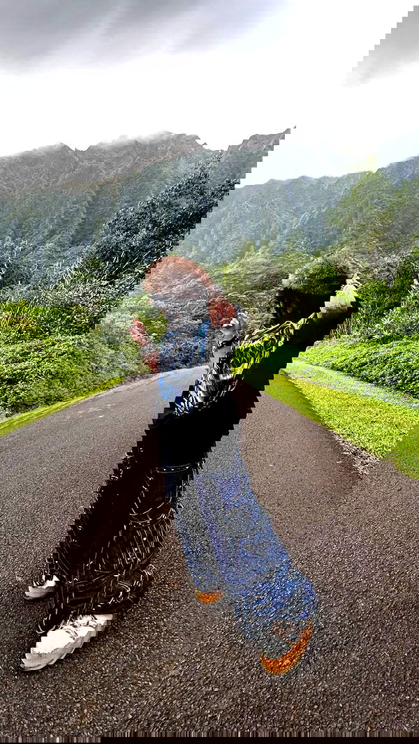 zommmbri image ~ Altpins