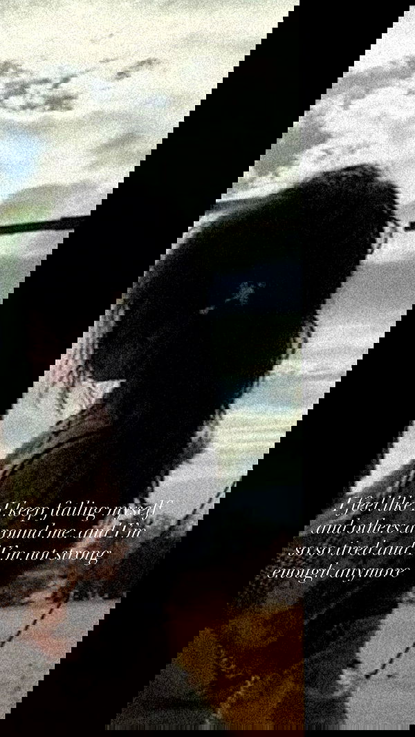 zommmbri image ~ Altpins