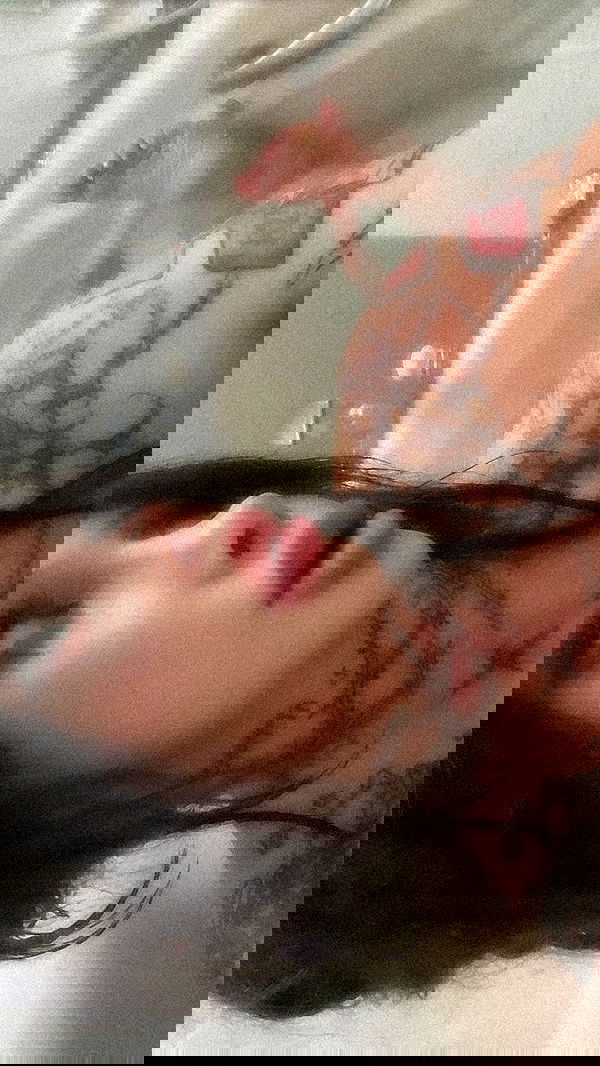 zommmbri image ~ Altpins