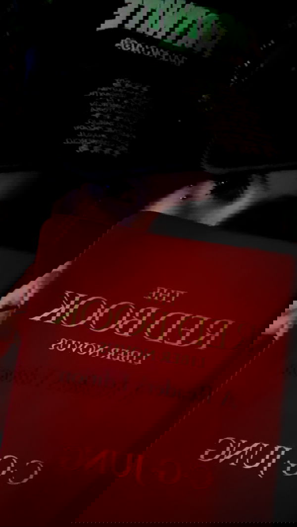 zommmbri image ~ Altpins