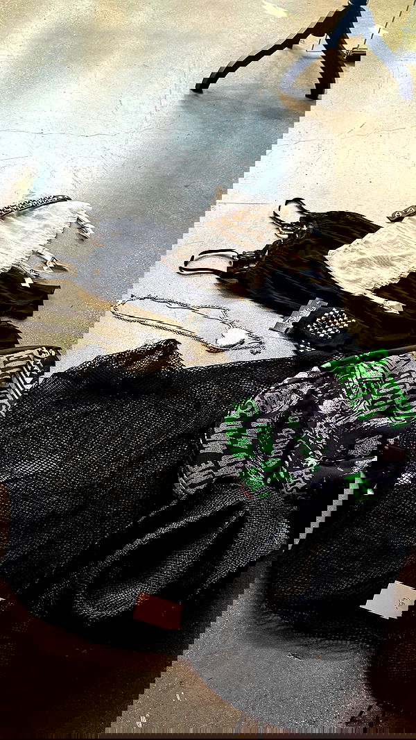 zommmbri image ~ Altpins