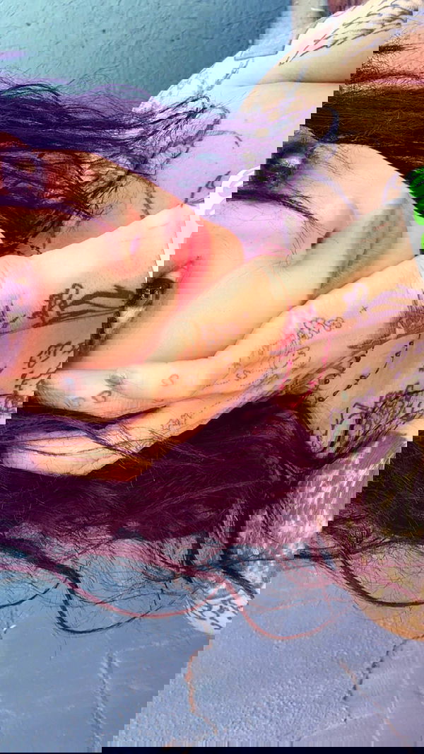 zommmbri image ~ Altpins