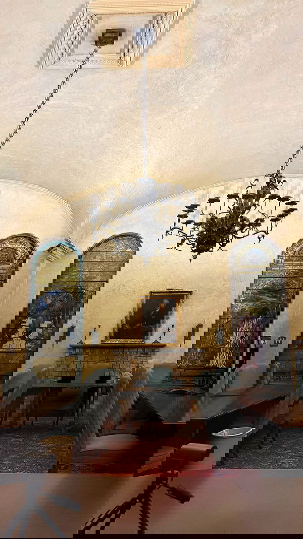 zommmbri image ~ Altpins