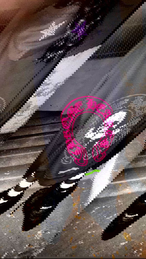 zommmbri image ~ Altpins