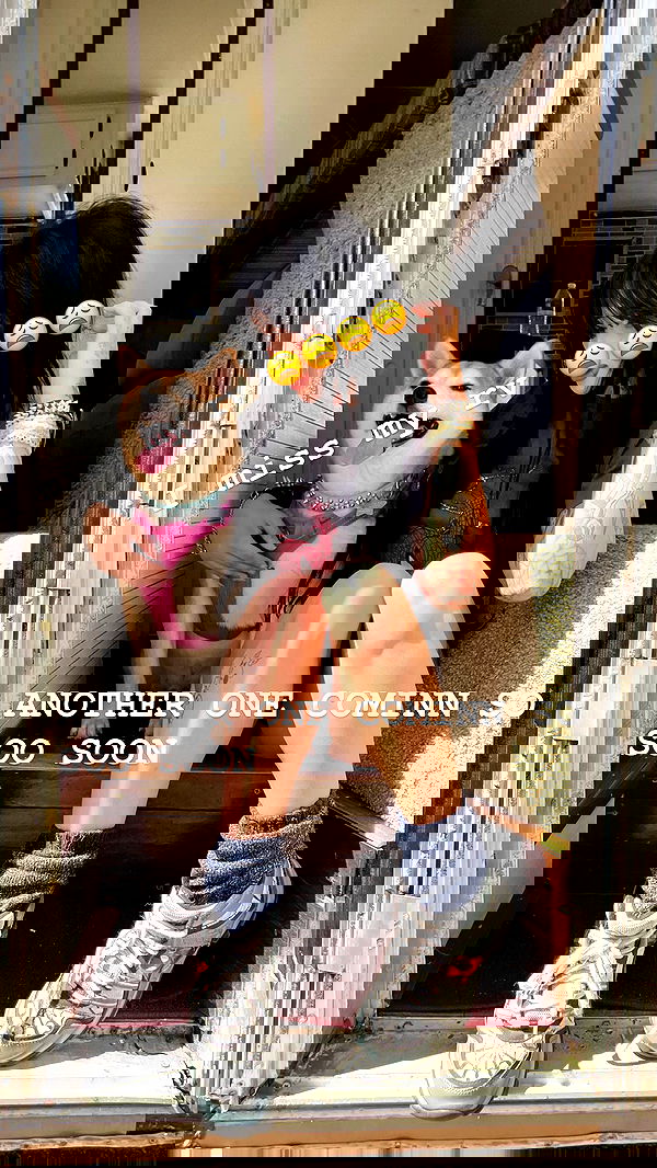 zommmbri image ~ Altpins