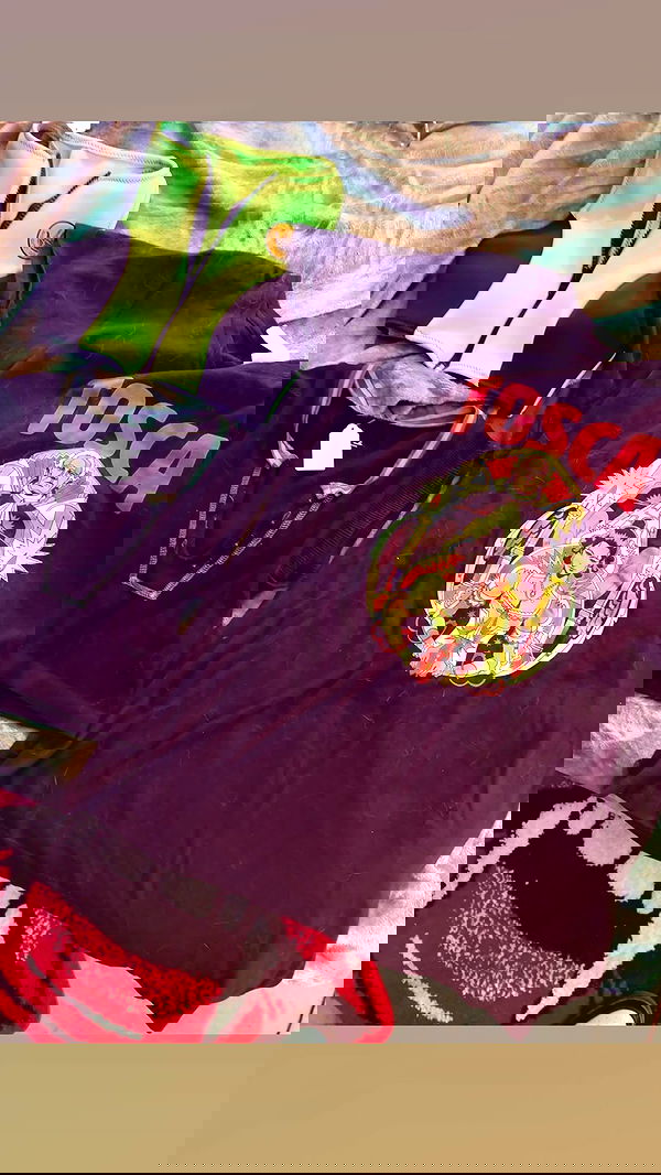 zommmbri image ~ Altpins