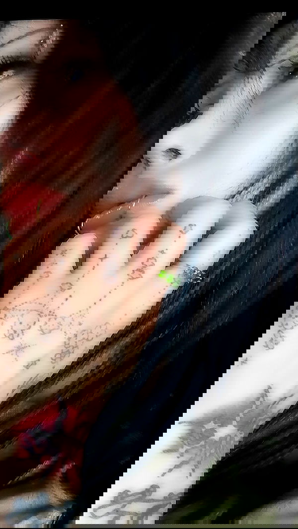 zommmbri image ~ Altpins