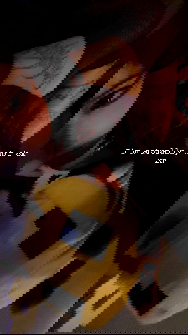 zommmbri image ~ Altpins