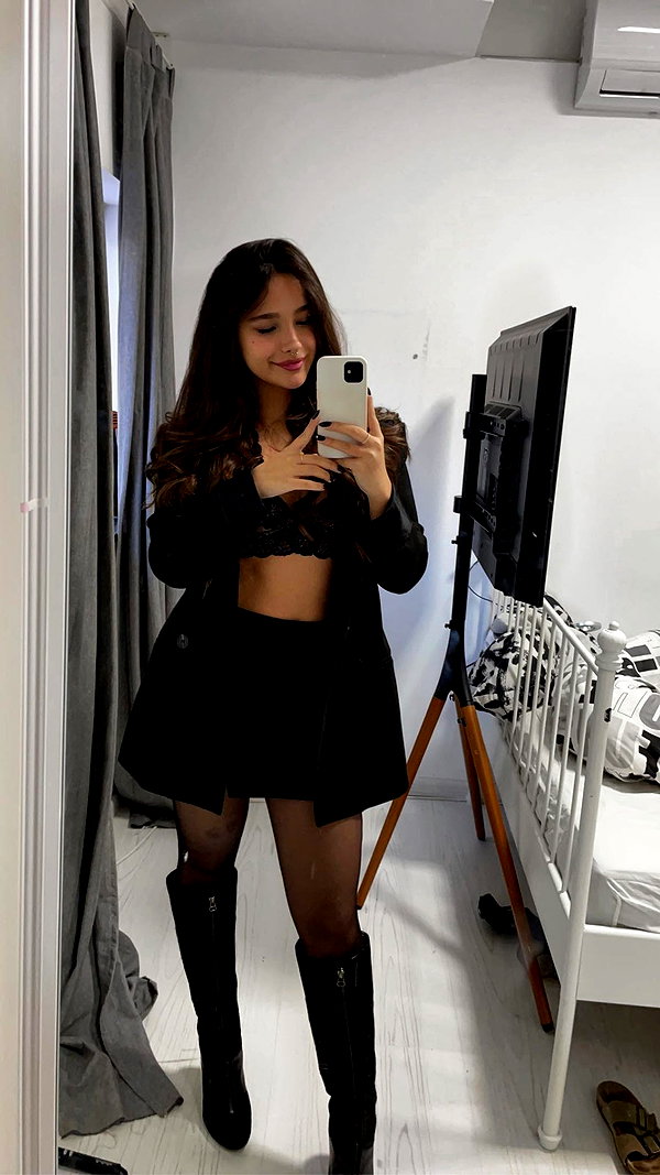 zoy.rud instagram image archive image