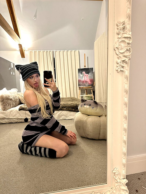 aleksandraverse tiktok image archive image
