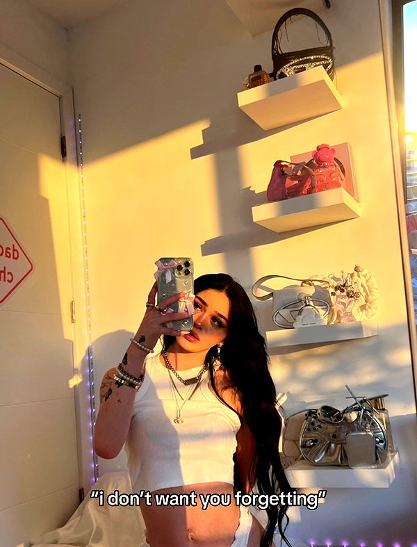 nevaaadaa nevaaadaa archive image