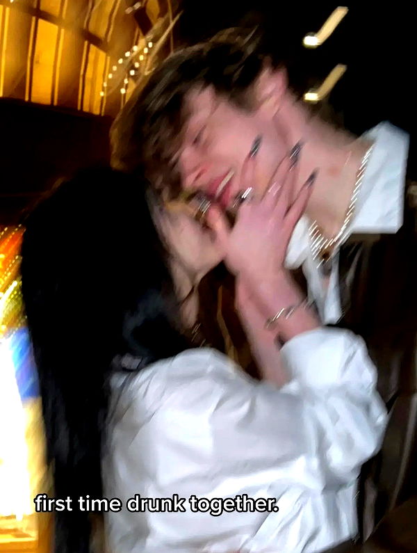 nevaaadaa nevaaadaa archive image