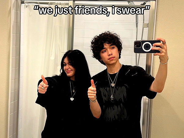 nevaaadaa nevaaadaa archive image