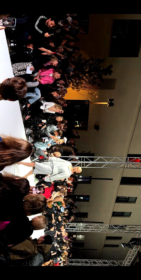 quincymood quincymood archive image