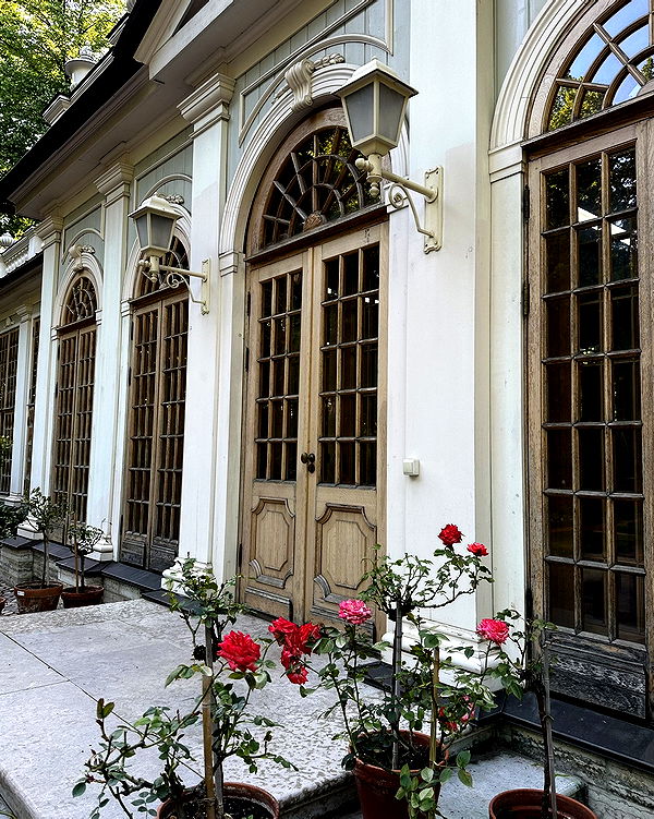 quincymood quincymood archive image