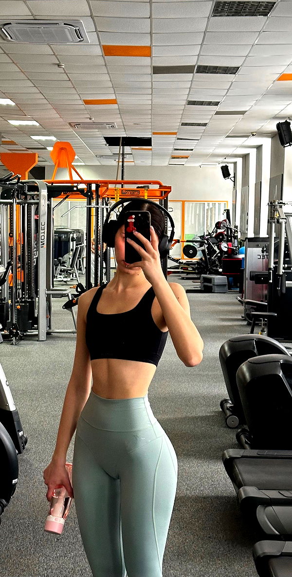 quincymood quincymood archive image