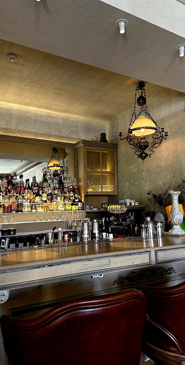 quincymood quincymood archive image