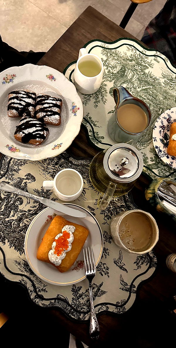 quincymood quincymood archive image