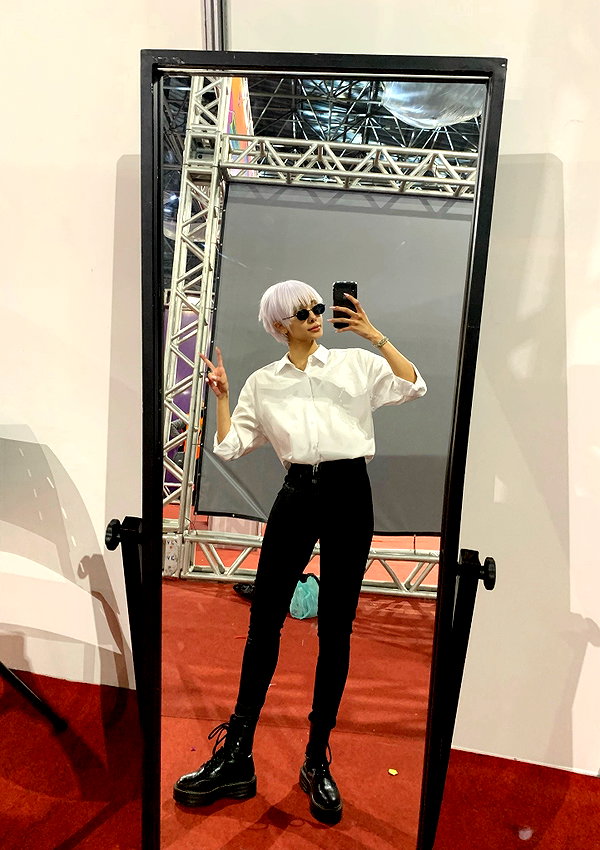voulezjj tiktok image archive image