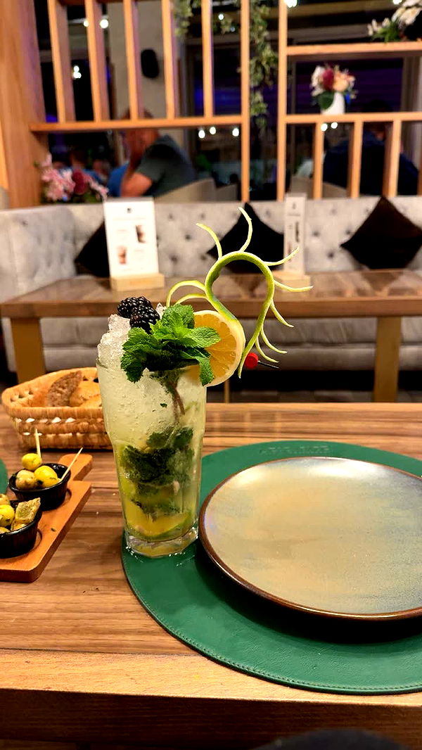 melekjen image ~ Altpins