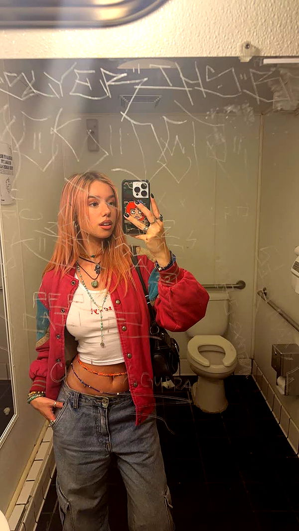 kaykayd29 image ~ Altpins