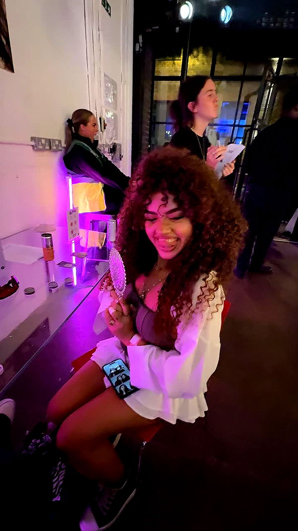 melekjen image ~ Altpins