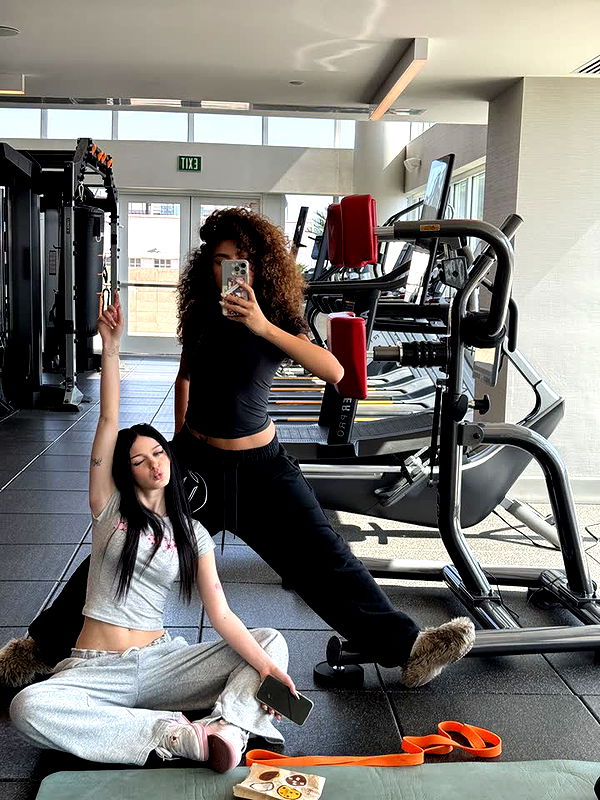 melekjen image ~ Altpins