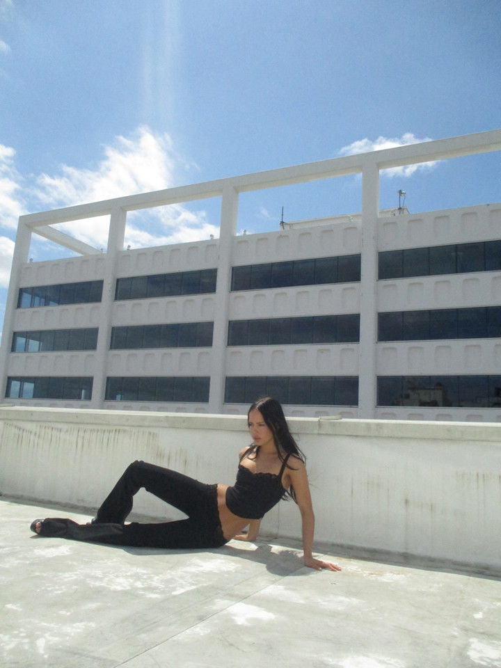 maddycrumm  image archive image