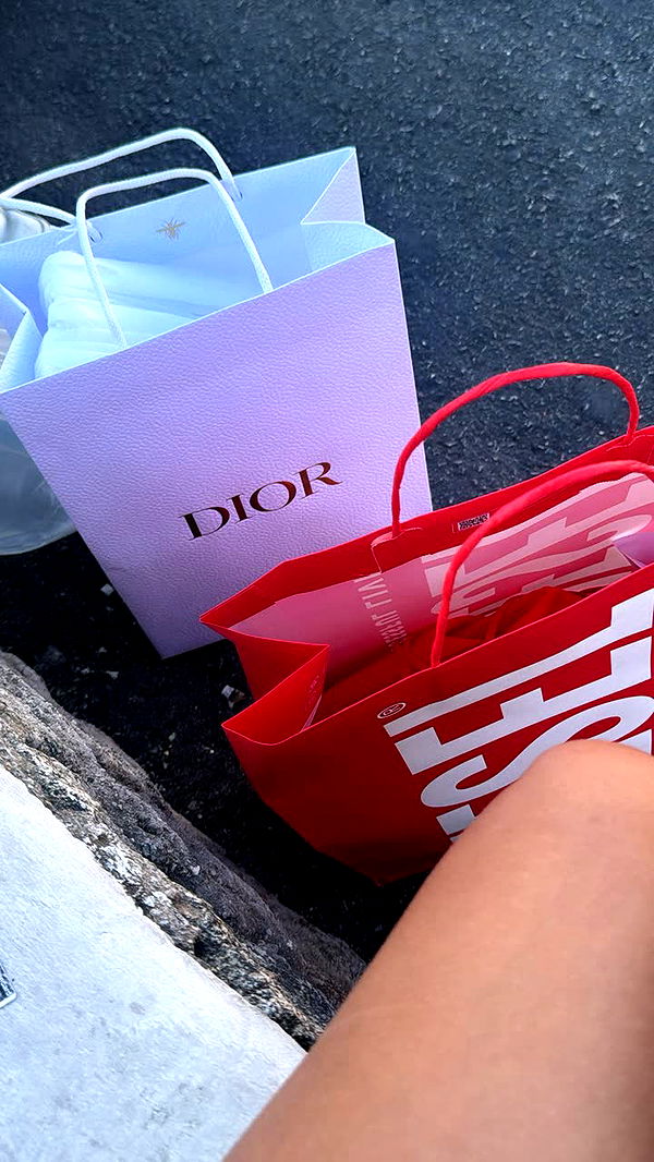 melekjen image ~ Altpins