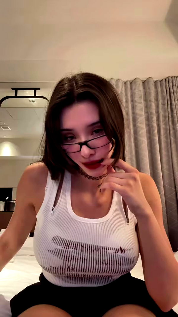 voulezjuju archive video preview