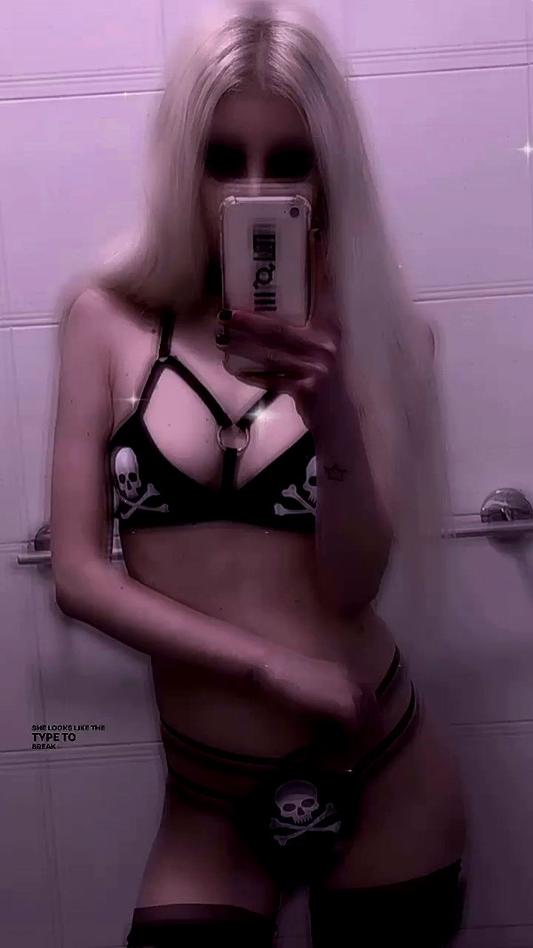 roxiechelon2 archive video preview