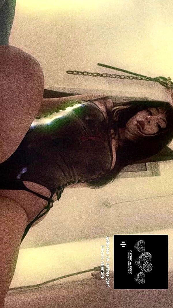 rose_xanne archive video preview