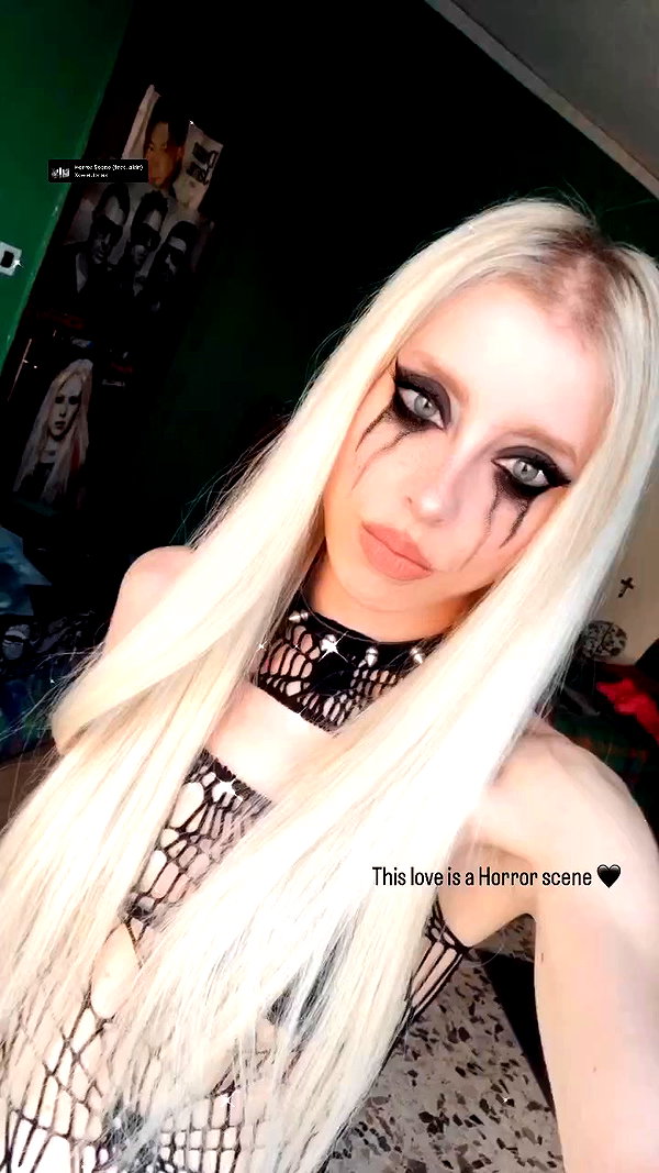 roxiechelon2 archive video preview