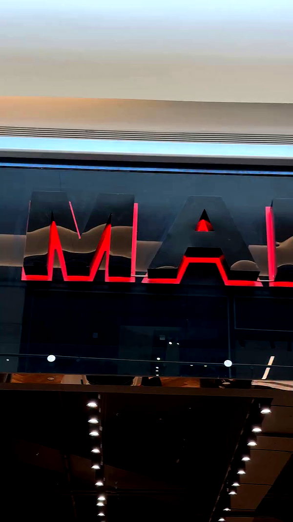 mjmaniajeans archive video preview
