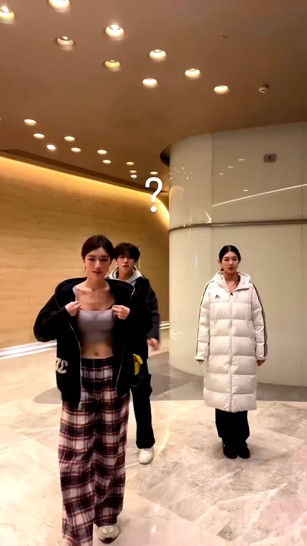claire_is_miiii archive video preview