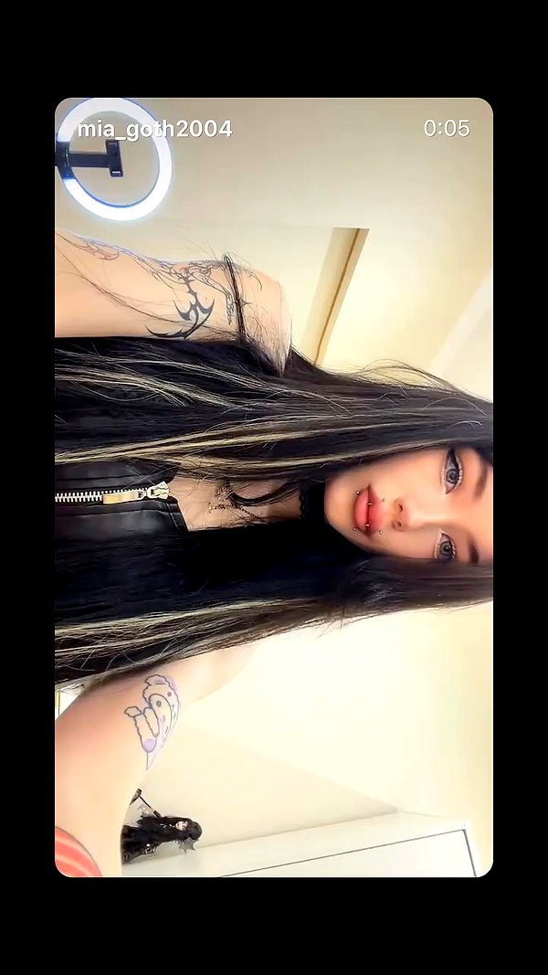 mia_goth2004 archive video preview