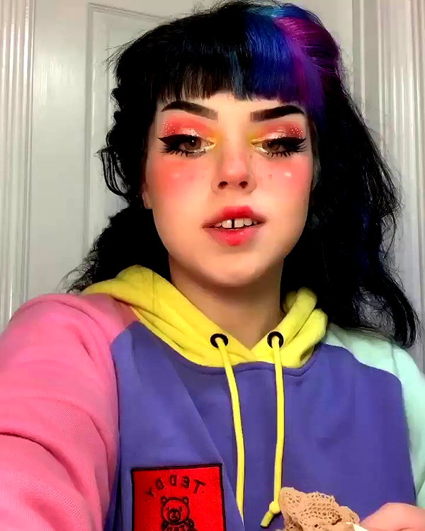 yeahimcaroline archive video preview