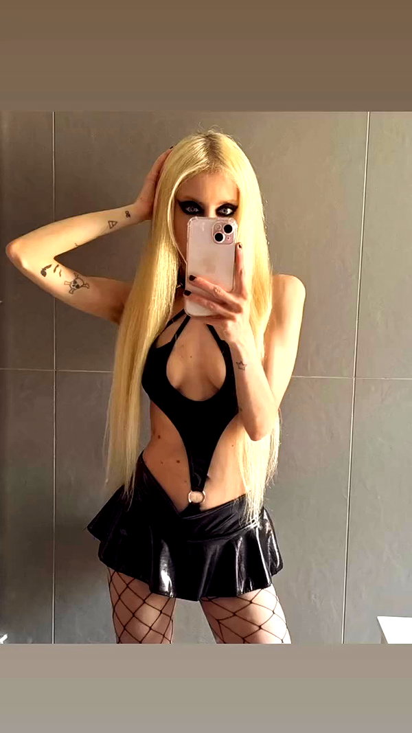 roxiechelon2 archive video preview