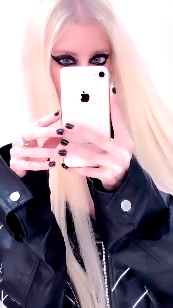 roxiechelon2 archive video preview