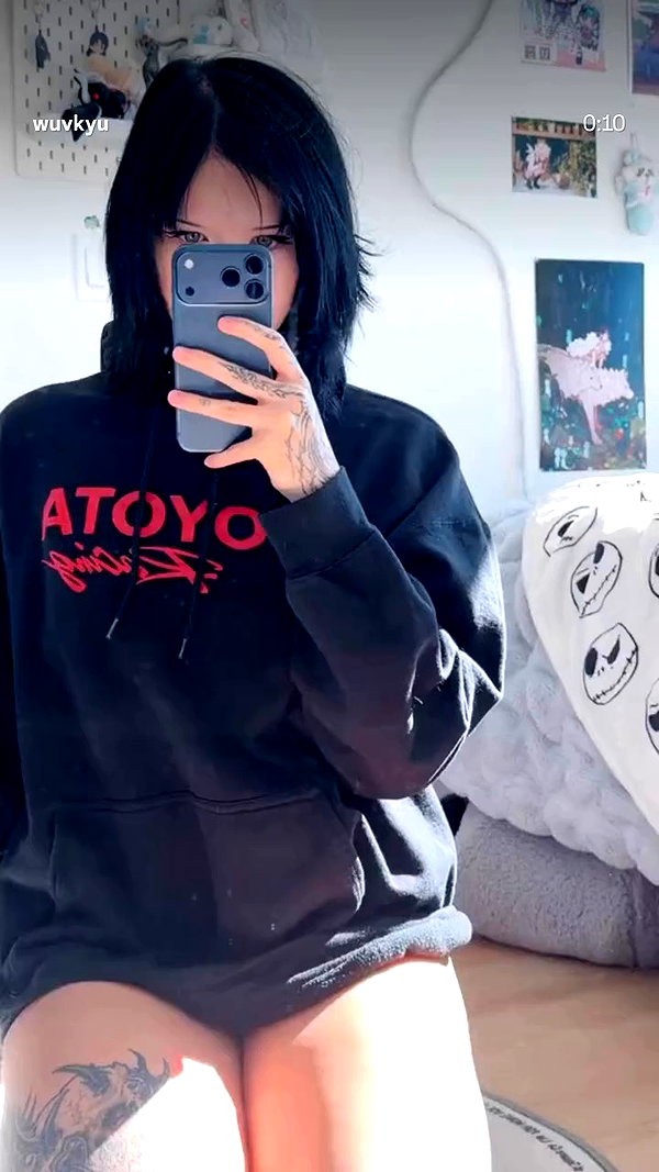 wuvkyu archive video preview