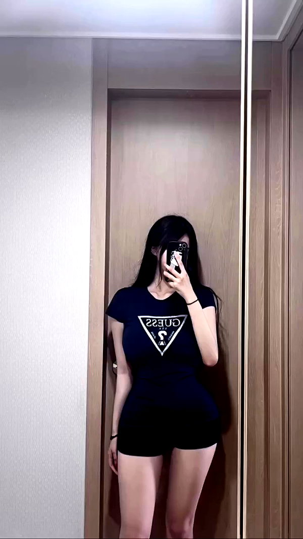 owol.xx archive video preview