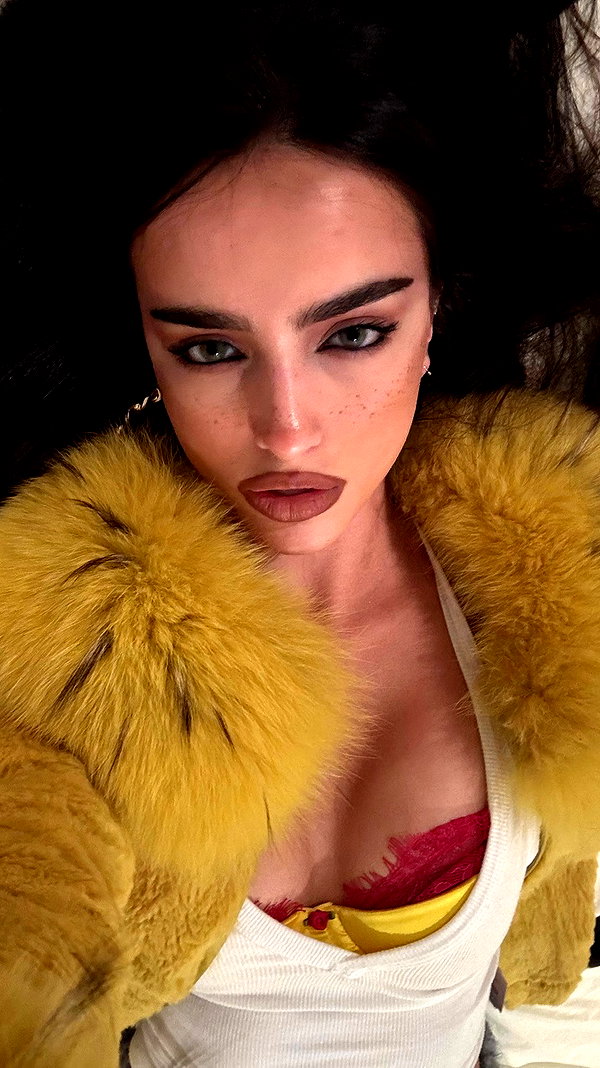 ellachristo archive video preview