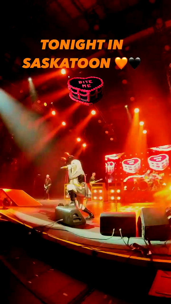 avrillavigne archive video preview