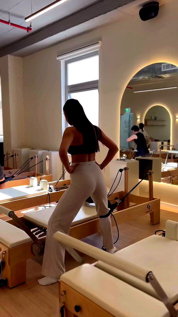elhaofek_pilates archive video preview